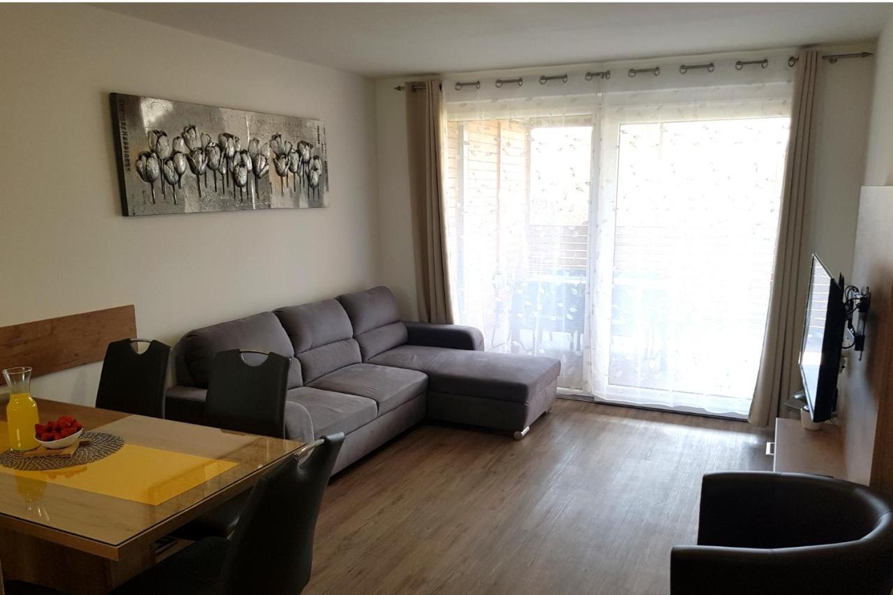 Family Apartment مورفسكه تيبليتسه المظهر الخارجي الصورة