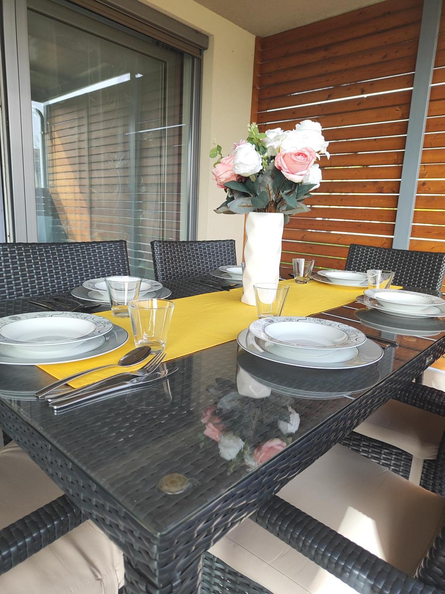 Family Apartment مورفسكه تيبليتسه المظهر الخارجي الصورة