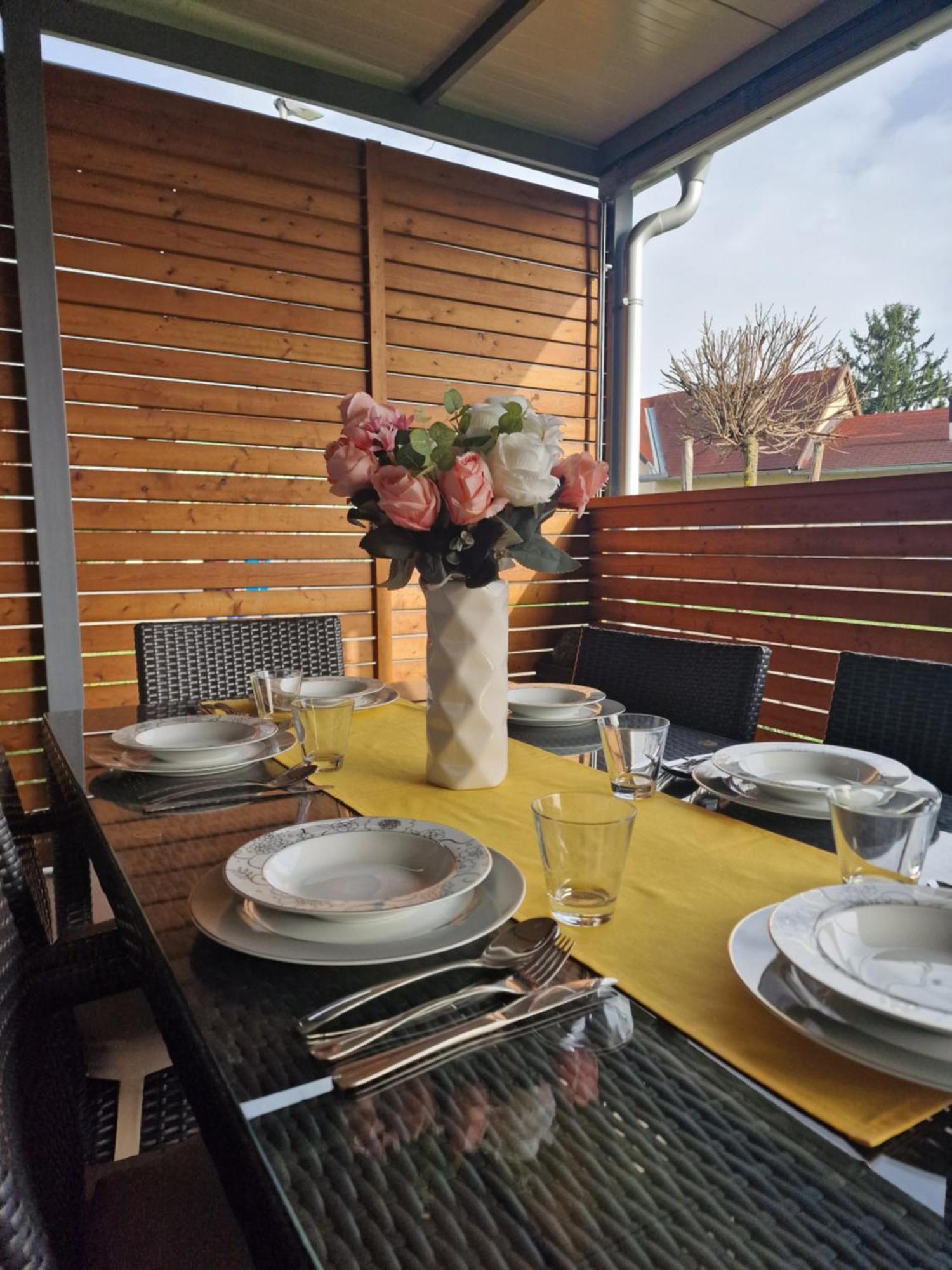 Family Apartment مورفسكه تيبليتسه المظهر الخارجي الصورة