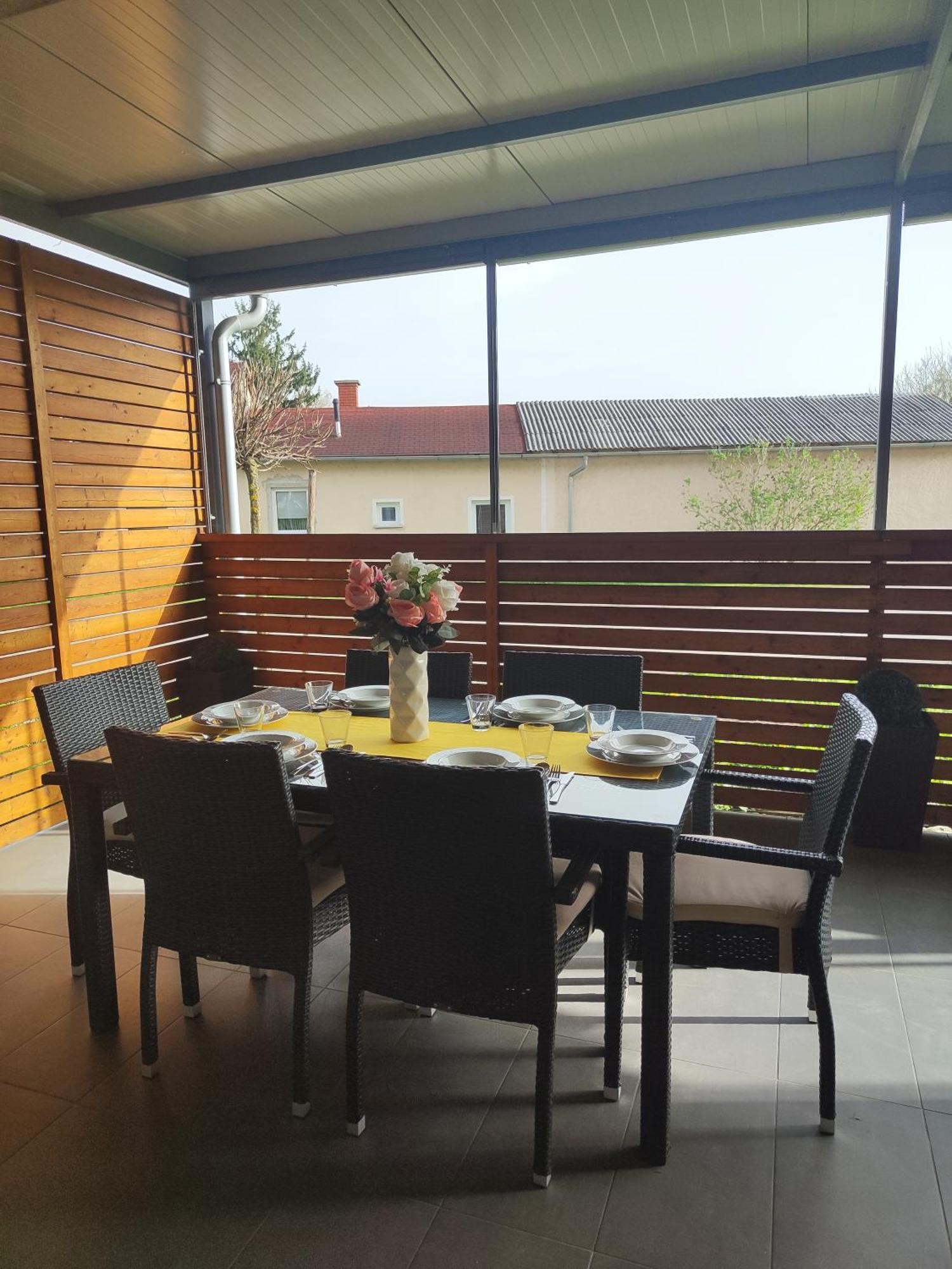 Family Apartment مورفسكه تيبليتسه المظهر الخارجي الصورة